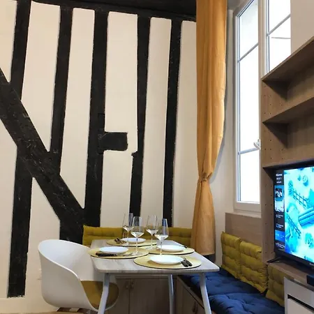 Quartier D'emily In Apartment