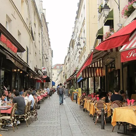 Quartier D'emily In * Paris